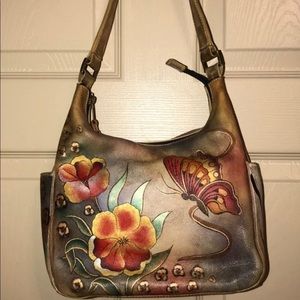 Anushka Classic Hobo with side pockets